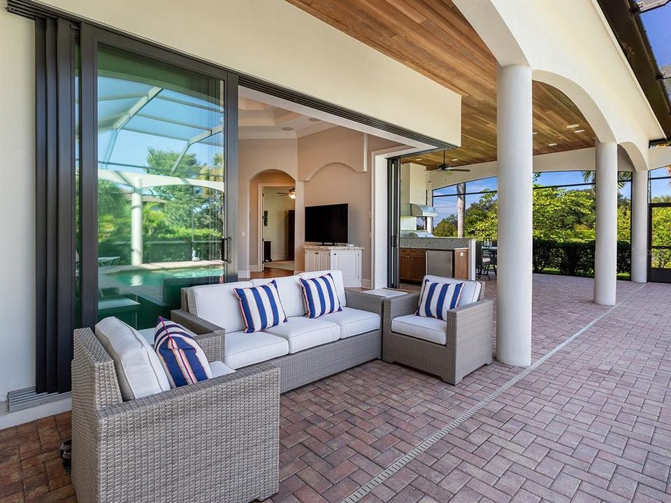 En Venta: $2,825,000 (4 camas, 3 baños, 3425 Pies cuadrados)
