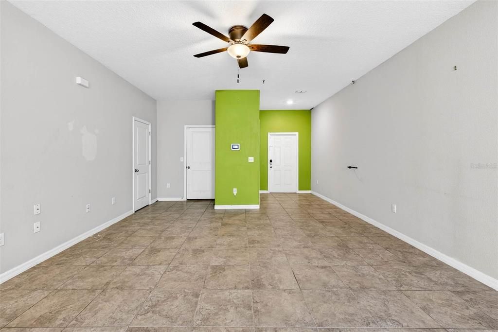 For Sale: $240,000 (3 beds, 2 baths, 1701 Square Feet)