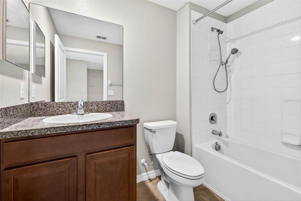 For Sale: $240,000 (3 beds, 2 baths, 1701 Square Feet)