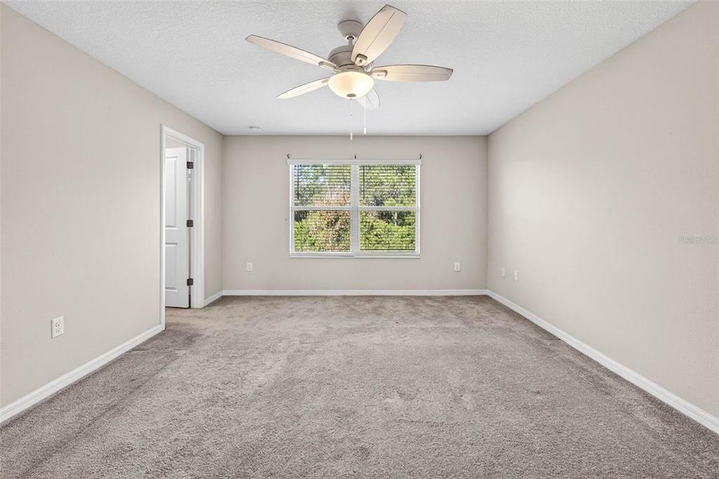 For Sale: $240,000 (3 beds, 2 baths, 1701 Square Feet)