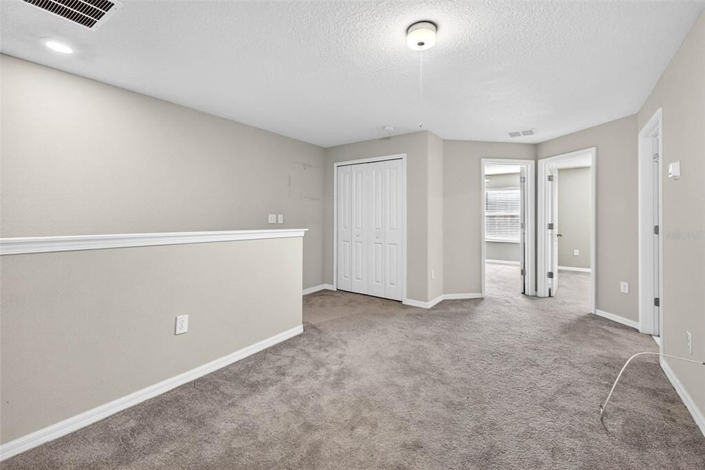 For Sale: $240,000 (3 beds, 2 baths, 1701 Square Feet)