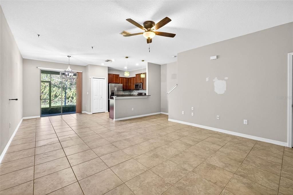 For Sale: $240,000 (3 beds, 2 baths, 1701 Square Feet)
