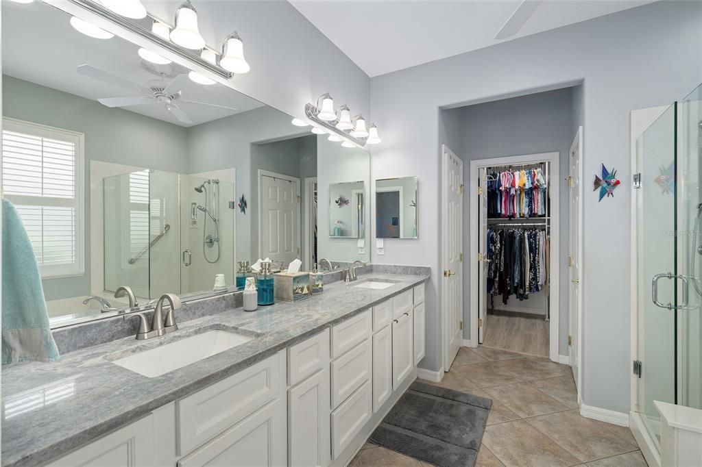 For Sale: $429,000 (2 beds, 2 baths, 1870 Square Feet)