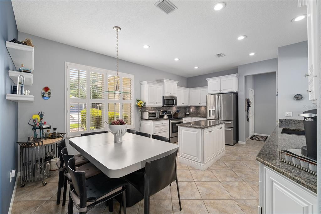 For Sale: $429,000 (2 beds, 2 baths, 1870 Square Feet)