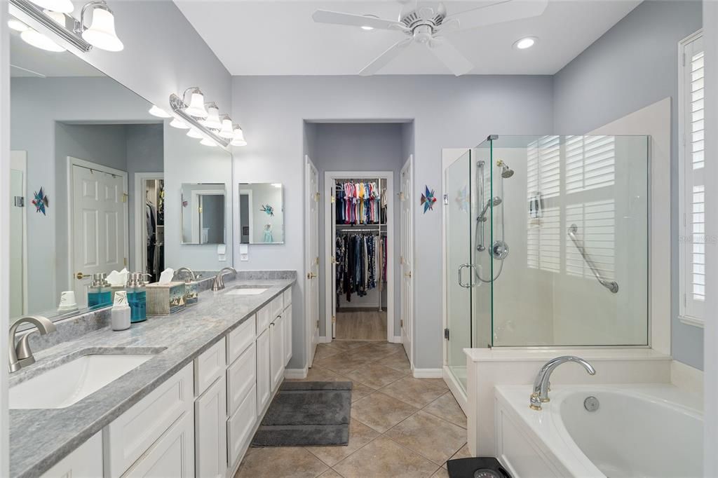 For Sale: $429,000 (2 beds, 2 baths, 1870 Square Feet)