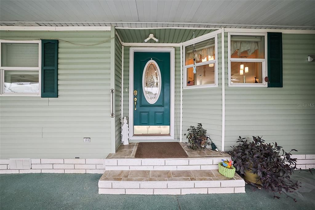For Sale: $215,000 (2 beds, 2 baths, 1816 Square Feet)