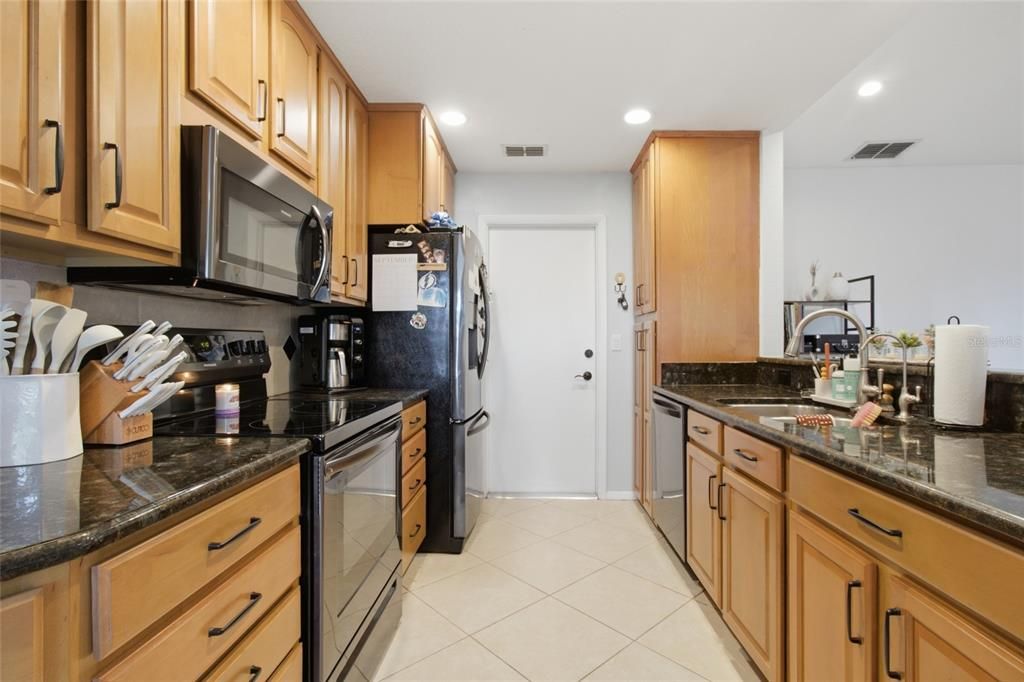 En Venta: $495,000 (3 camas, 2 baños, 1288 Pies cuadrados)