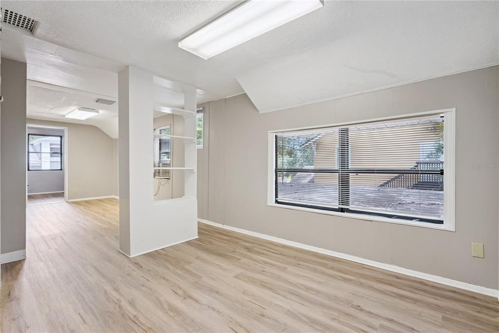 For Sale: $695,000 (6 beds, 5 baths, 3048 Square Feet)