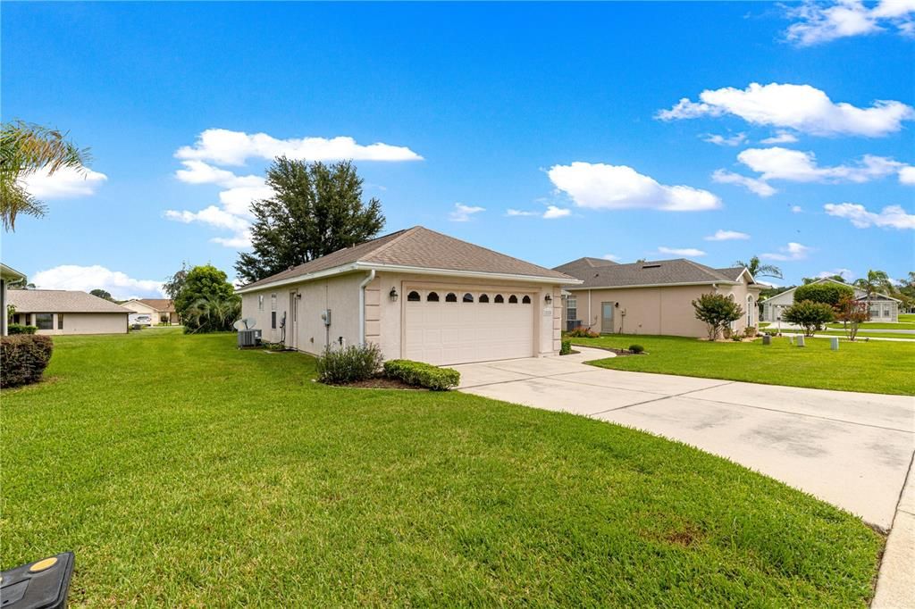 For Sale: $299,900 (3 beds, 2 baths, 1475 Square Feet)