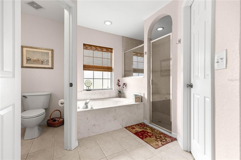 For Sale: $299,900 (3 beds, 2 baths, 1475 Square Feet)