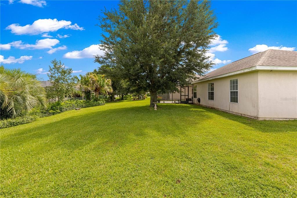 For Sale: $299,900 (3 beds, 2 baths, 1475 Square Feet)