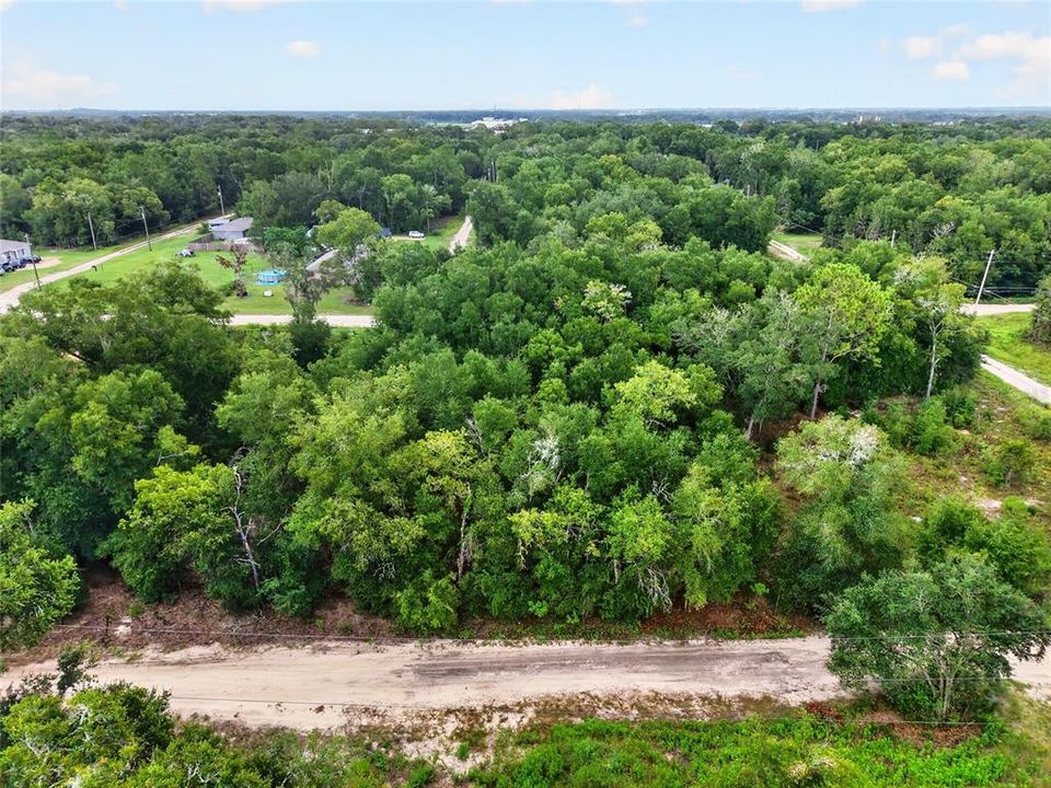 На продажу: $29,000 (0.26 acres)