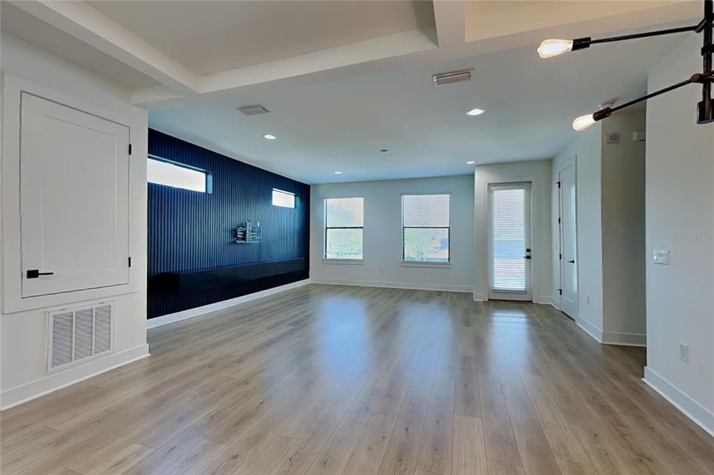 For Rent: $3,750 (4 beds, 4 baths, 2141 Square Feet)