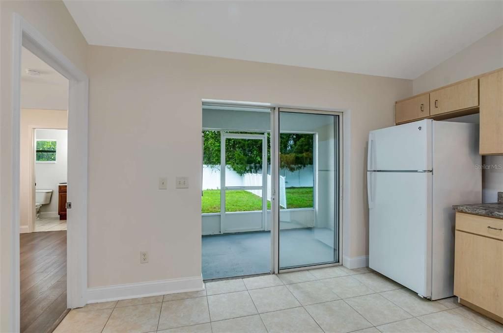 For Rent: $1,750 (3 beds, 2 baths, 1184 Square Feet)