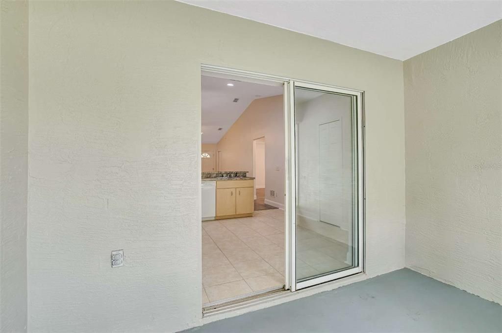 For Rent: $1,750 (3 beds, 2 baths, 1184 Square Feet)