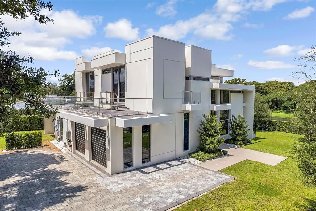 For Sale: $5,999,990 (4 beds, 4 baths, 3880 Square Feet)
