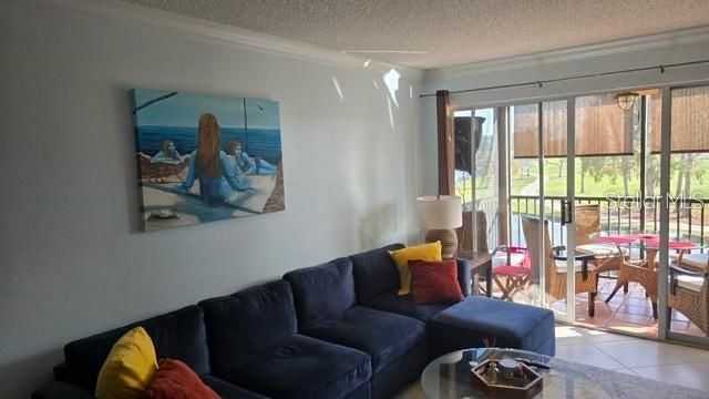For Rent: $3,200 (3 beds, 2 baths, 1294 Square Feet)
