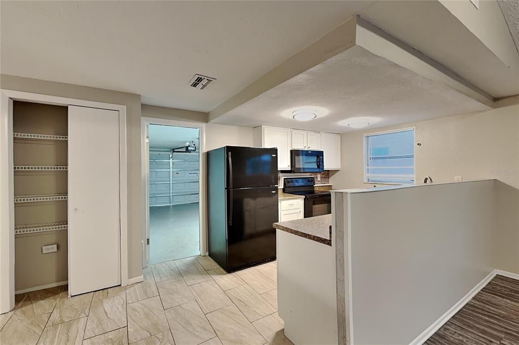 For Rent: $1,650 (3 beds, 2 baths, 1495 Square Feet)