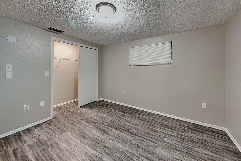 For Rent: $1,650 (3 beds, 2 baths, 1495 Square Feet)