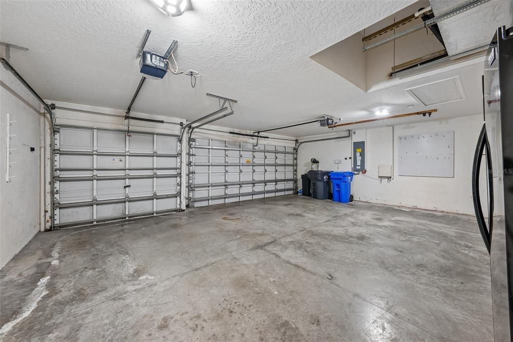 For Sale: $377,000 (4 beds, 2 baths, 2014 Square Feet)