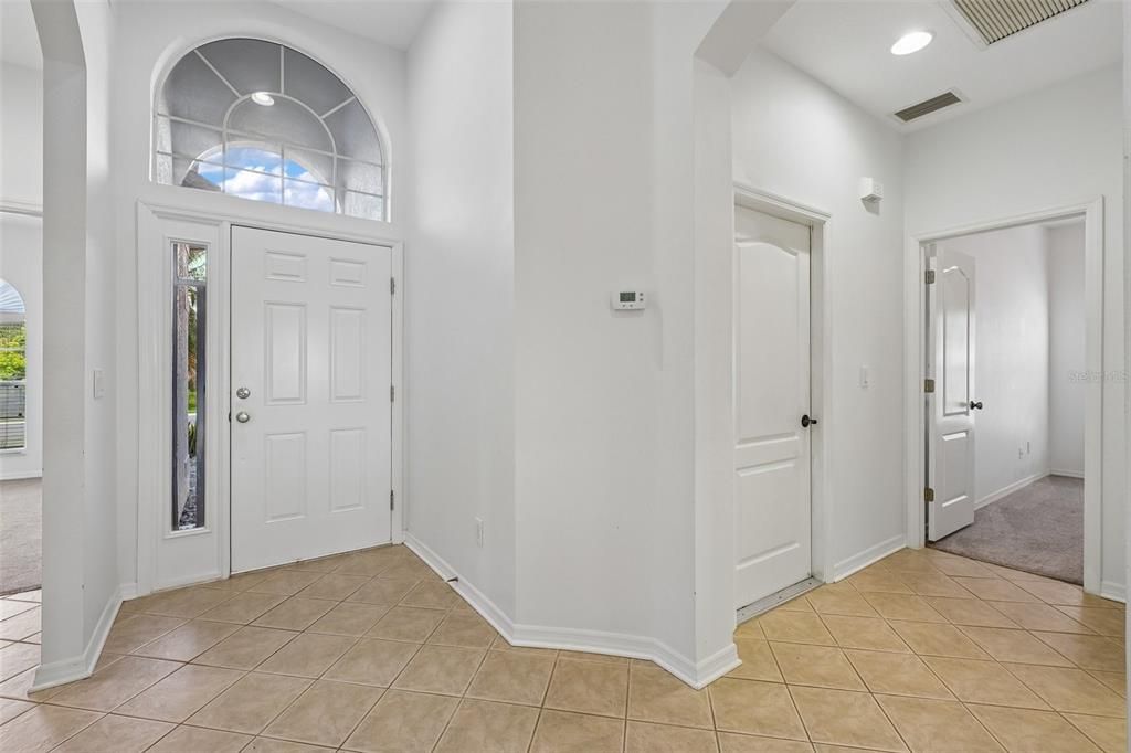 For Sale: $377,000 (4 beds, 2 baths, 2014 Square Feet)