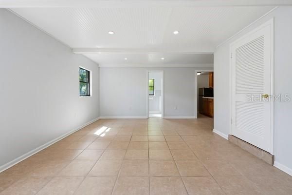 For Sale: $399,000 (4 beds, 3 baths, 2646 Square Feet)