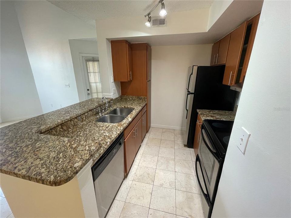 В аренду: $1,800 (3 спален, 2 ванн, 1246 Квадратных фут)