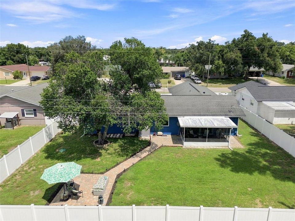 Active With Contract: $395,000 (3 beds, 2 baths, 1815 Square Feet)