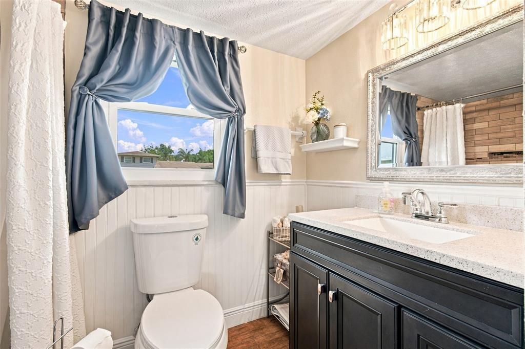 Active With Contract: $395,000 (3 beds, 2 baths, 1815 Square Feet)