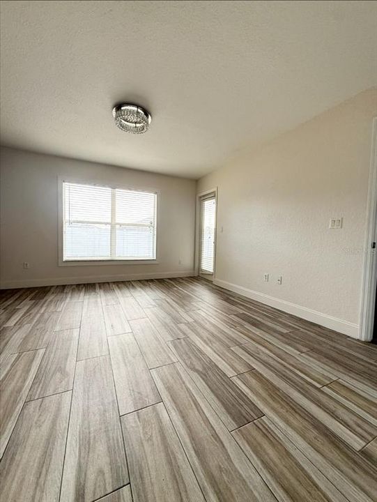 For Rent: $2,500 (4 beds, 3 baths, 2283 Square Feet)