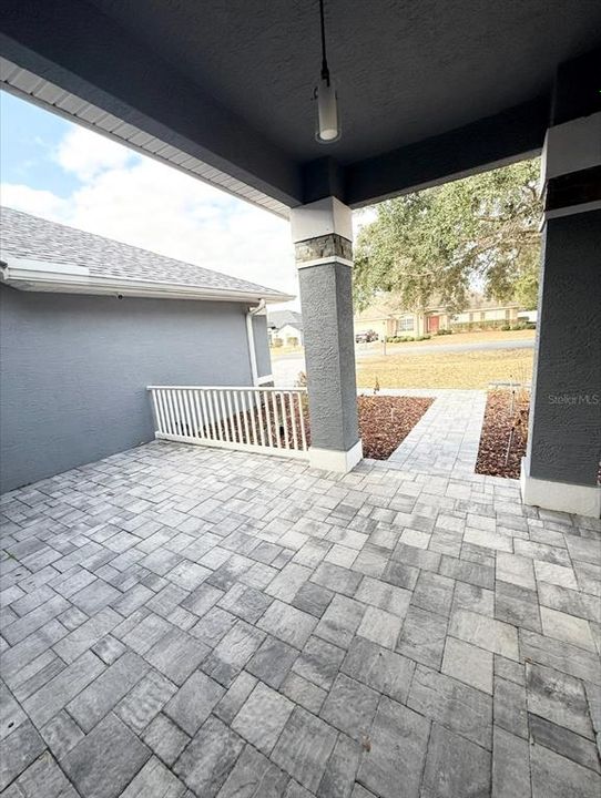 For Rent: $2,500 (4 beds, 3 baths, 2283 Square Feet)