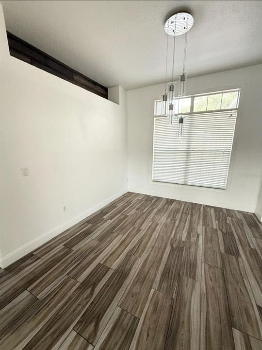For Rent: $2,500 (4 beds, 3 baths, 2283 Square Feet)