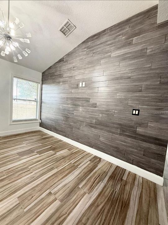 For Rent: $2,500 (4 beds, 3 baths, 2283 Square Feet)