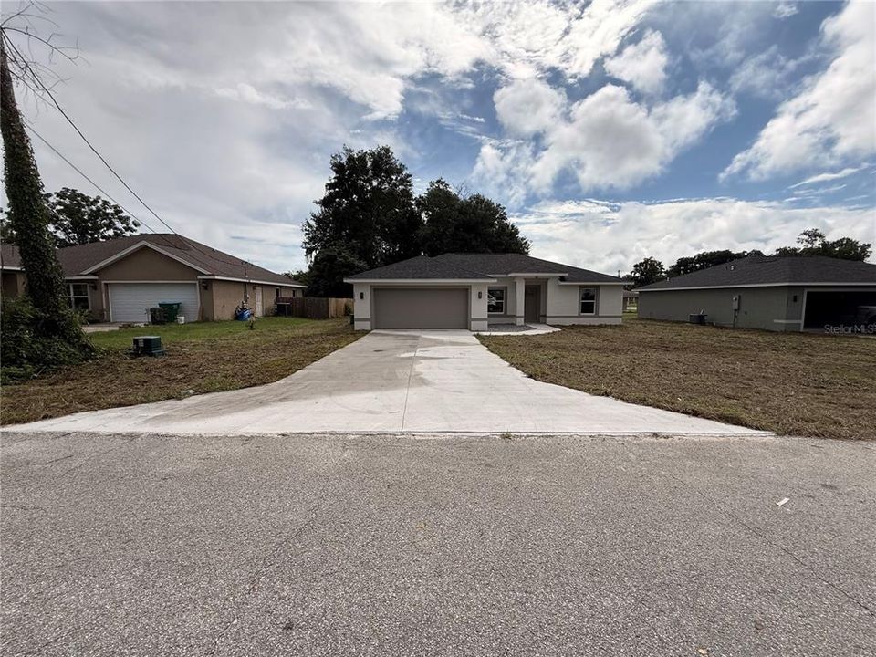 For Sale: $242,900 (3 beds, 2 baths, 1380 Square Feet)