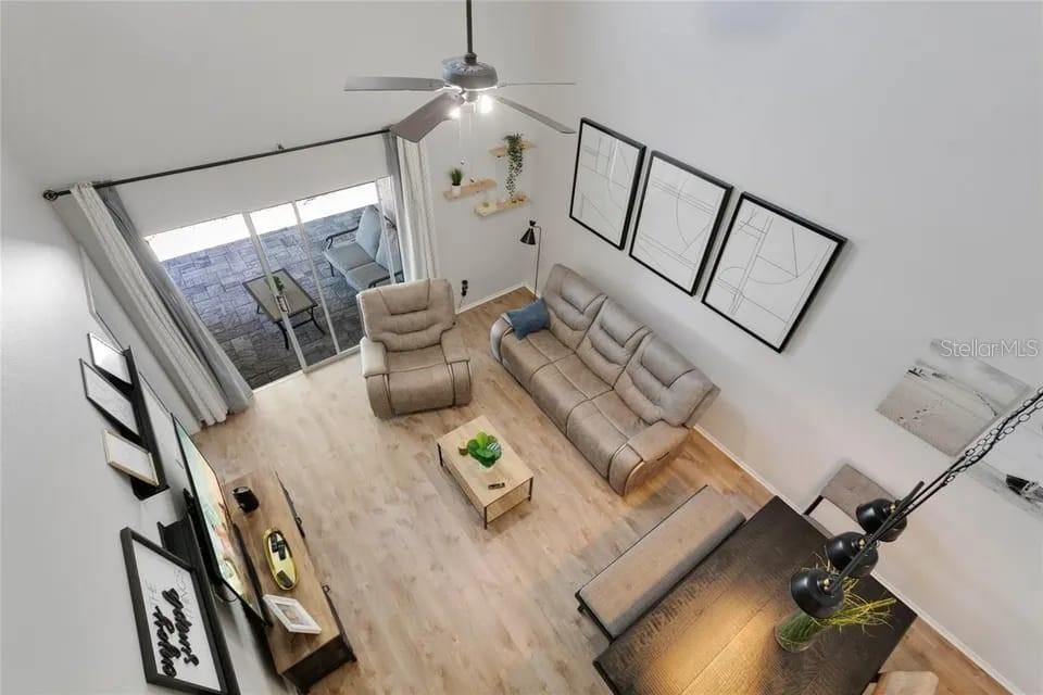 En Venta: $289,900 (3 camas, 2 baños, 1293 Pies cuadrados)