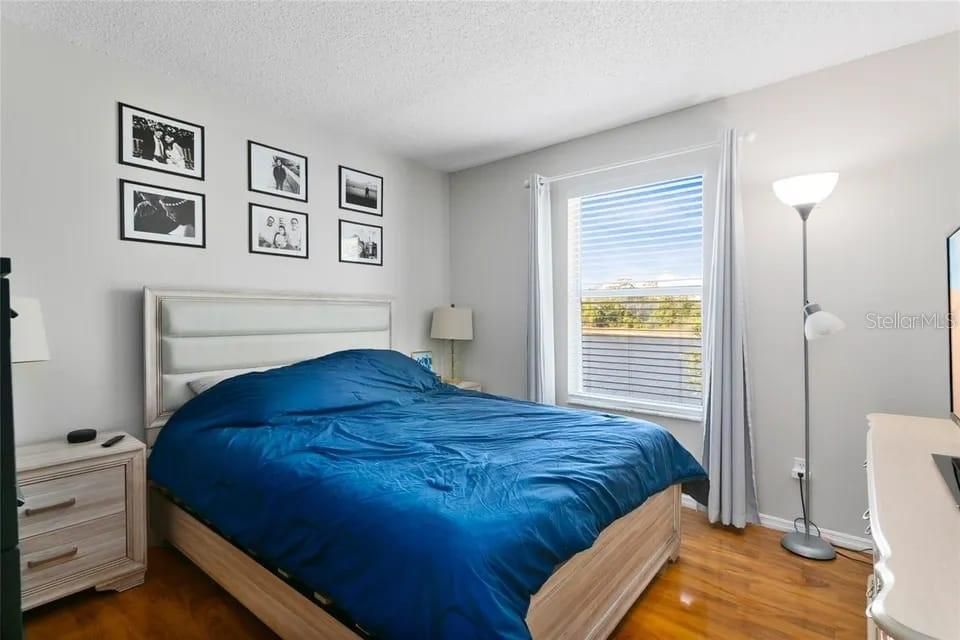 En Venta: $289,900 (3 camas, 2 baños, 1293 Pies cuadrados)