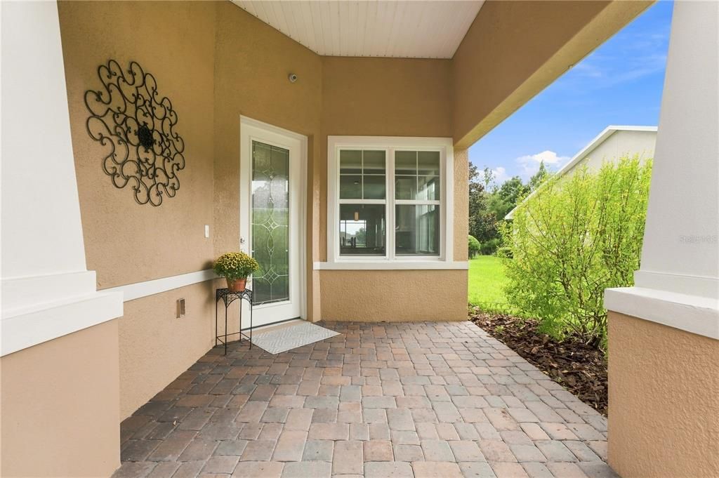 For Sale: $385,000 (2 beds, 2 baths, 1655 Square Feet)