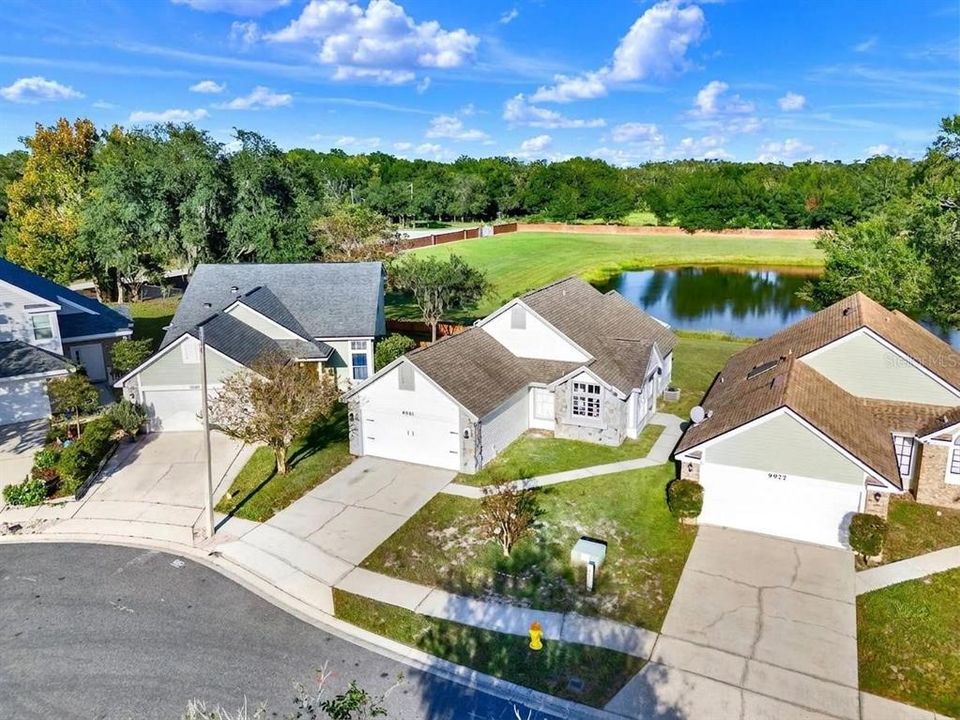 For Sale: $379,000 (3 beds, 2 baths, 1219 Square Feet)