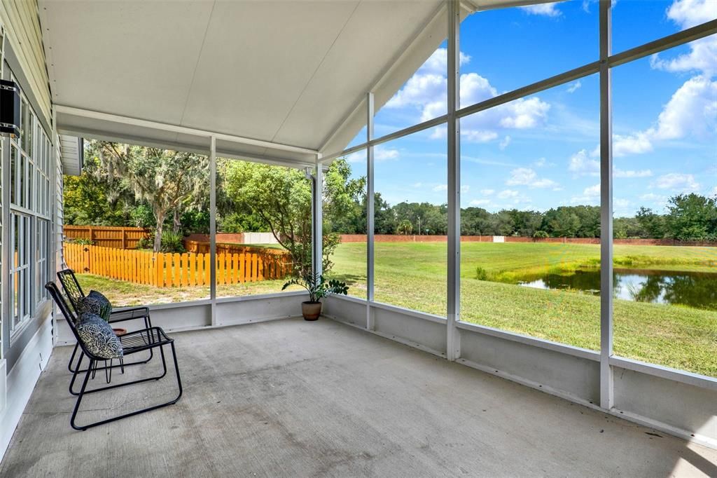 For Sale: $379,000 (3 beds, 2 baths, 1219 Square Feet)