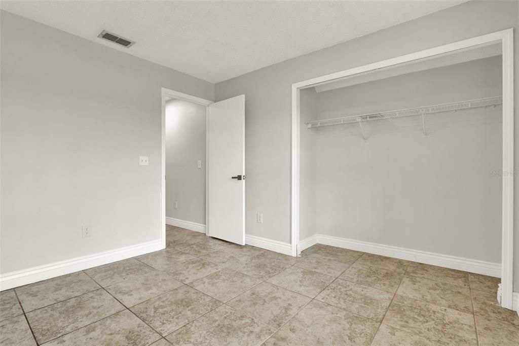 For Sale: $379,000 (3 beds, 2 baths, 1219 Square Feet)