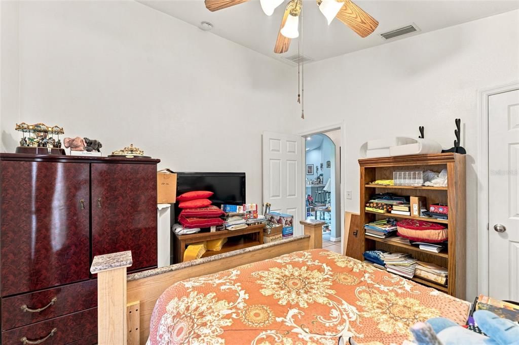 For Sale: $309,900 (3 beds, 2 baths, 1610 Square Feet)