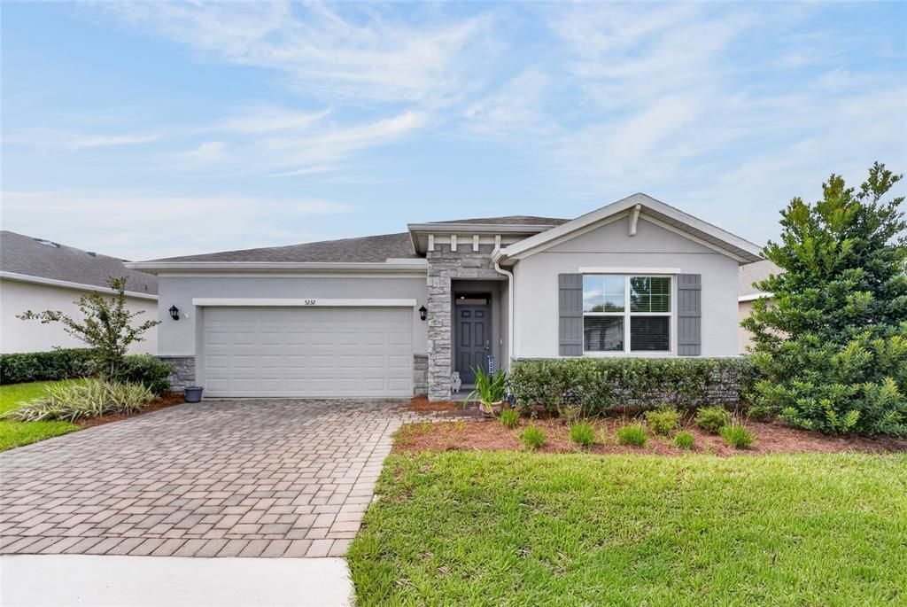 For Sale: $310,000 (2 beds, 2 baths, 1813 Square Feet)
