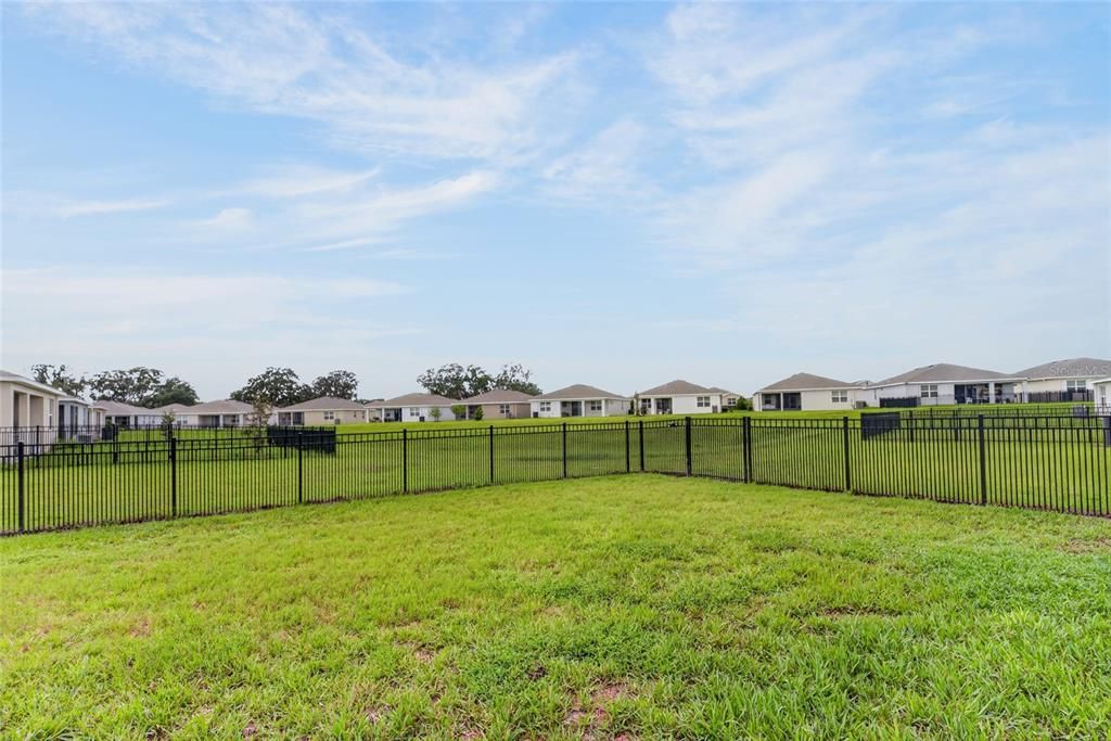 For Sale: $310,000 (2 beds, 2 baths, 1813 Square Feet)
