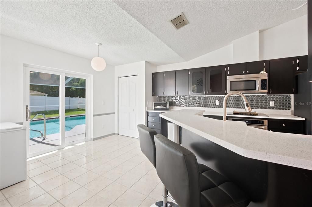 For Sale: $339,900 (3 beds, 2 baths, 1622 Square Feet)