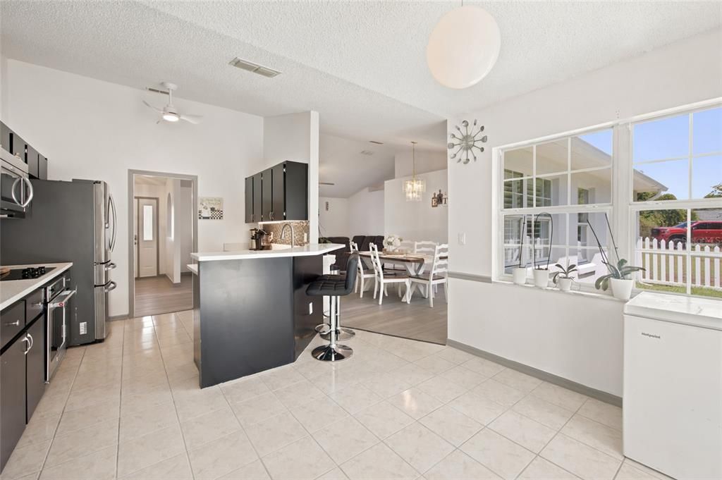 For Sale: $339,900 (3 beds, 2 baths, 1622 Square Feet)