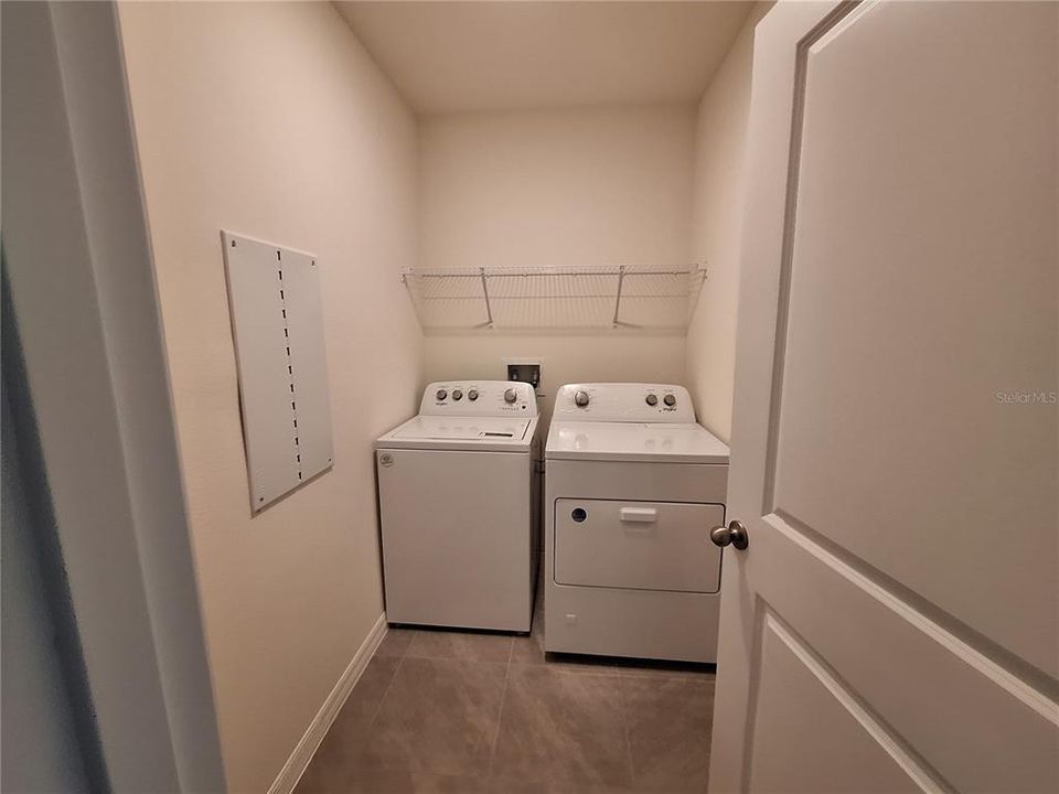 For Rent: $2,495 (4 beds, 3 baths, 2371 Square Feet)