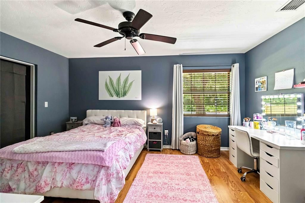 For Sale: $959,900 (5 beds, 4 baths, 3058 Square Feet)