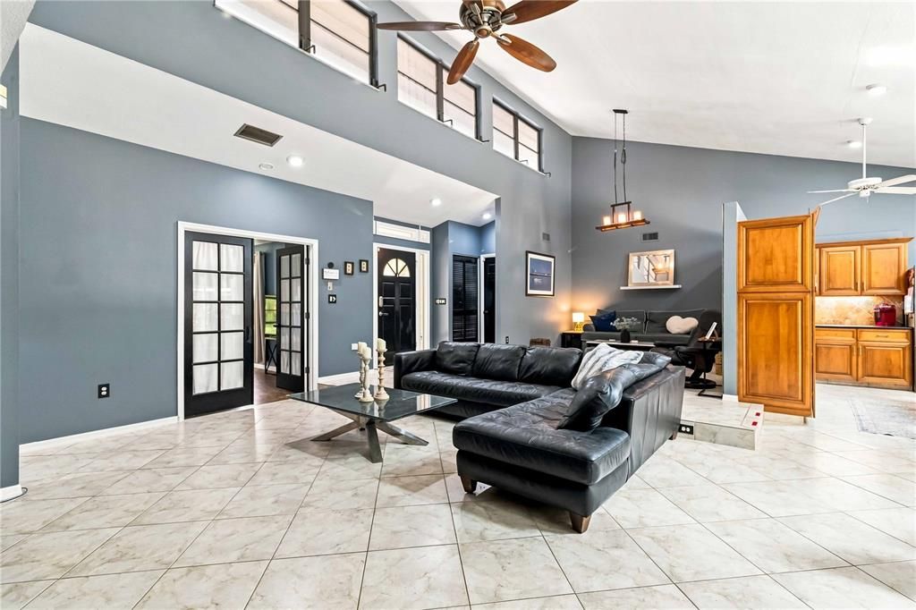 For Sale: $959,900 (5 beds, 4 baths, 3058 Square Feet)