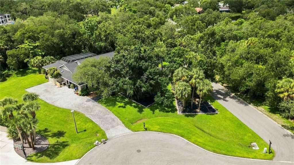 For Sale: $959,900 (5 beds, 4 baths, 3058 Square Feet)