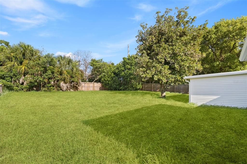 For Sale: $349,000 (3 beds, 2 baths, 1825 Square Feet)